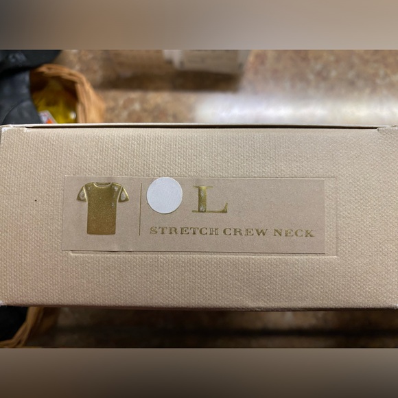 Burberry Men’s Crew Neck Undershirt Size:L Color:White NWT - Picture 2 of 4